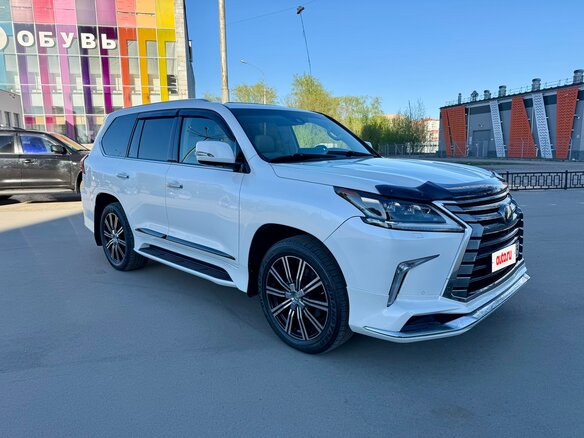 2016 Lexus LX 570 III Рестайлинг 2, белый, 7300000 рублей - вид 7