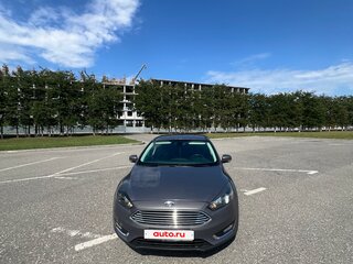 2017 Ford Focus III Рестайлинг, серый, 820000 рублей, вид 2