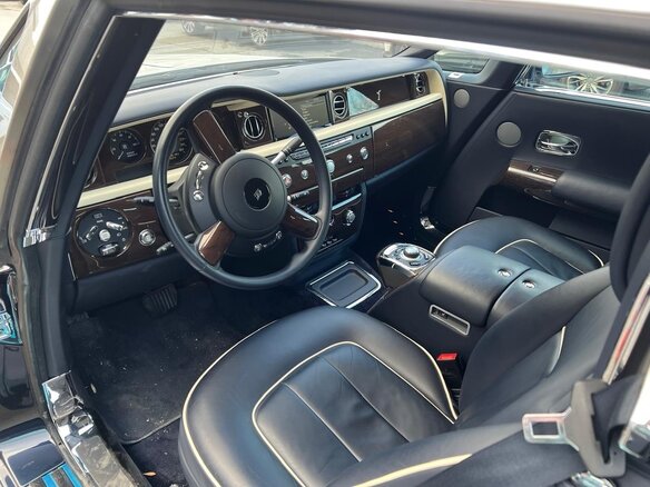 2015 Rolls-Royce Phantom VII Рестайлинг (Series II), синий, 33000000 рублей - вид 5