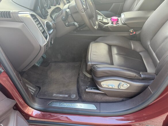 2013 Porsche Cayenne S II (958), коричневый, 3500000 рублей - вид 25