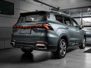 2025 Geely Okavango I Рестайлинг, серый, 3908990 рублей, вид 5