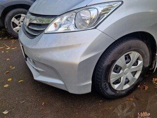 2014 Honda Freed I Рестайлинг, серебристый, 1500000 рублей, вид 3