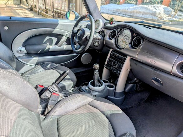 2003 Mini Hatch Cooper S I (R50), синий, 1250000 рублей - вид 5