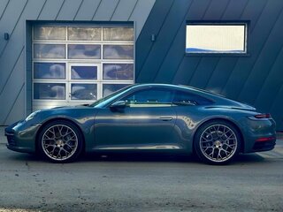 2021 Porsche 911 Carrera 4 VIII (992), серый, 12999999 рублей, вид 4