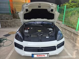 2022 Porsche Cayenne III, белый, 7100000 рублей, вид 4