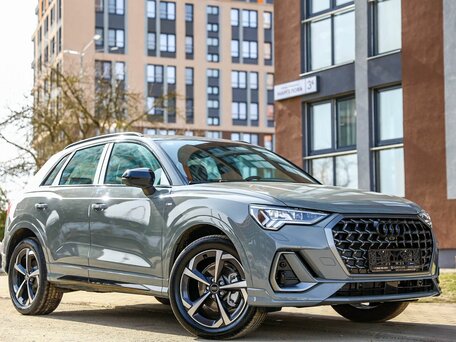 Audi Q3 II (F3)