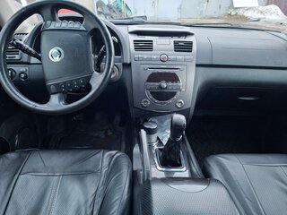2010 SsangYong Rexton II, серебристый, 725000 рублей, вид 4