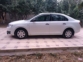 2017 Skoda Rapid I, белый, 360000 рублей, вид 3
