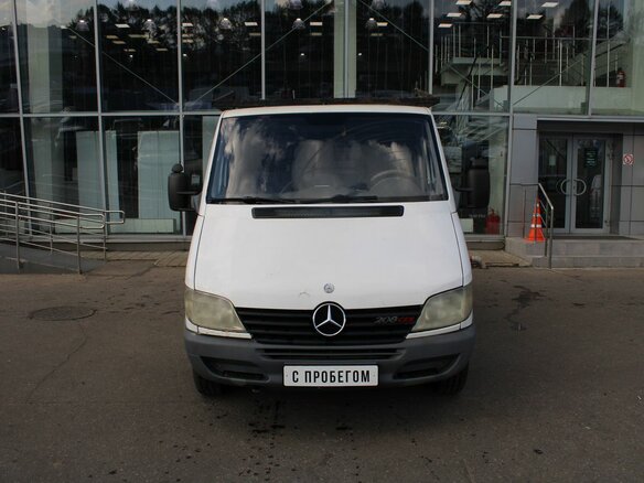 2000 Mercedes-Benz Sprinter, белый - вид 1