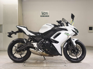 2022 Kawasaki Ninja 650, белый, 650000 рублей, вид 3