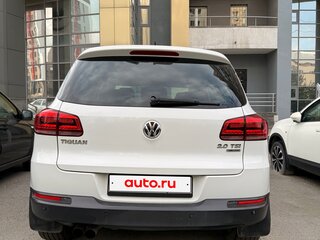 2014 Volkswagen Tiguan I Рестайлинг, белый, 1700000 рублей, вид 3