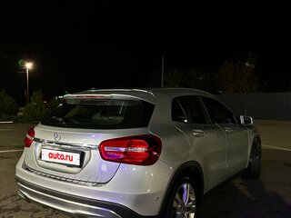 2015 Mercedes-Benz GLA 200 I (X156), серебристый, 1800000 рублей, вид 3