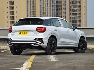 2026 Audi Q2 L 35 TFSI I Рестайлинг, белый, 3464000 рублей, вид 4