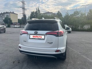 2019 Toyota RAV4 IV (XA40) Рестайлинг, белый, 2500000 рублей, вид 4