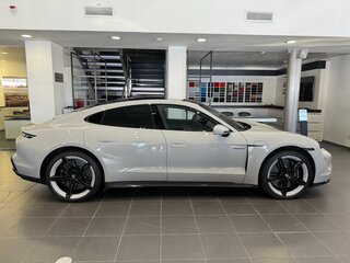 2021 Porsche Taycan Turbo S I, серый, 9440000 рублей, вид 3