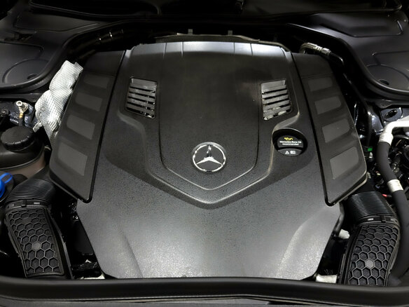 2018 Mercedes-Benz Maybach S-Класс 560 I (X222) Рестайлинг, чёрный, 4750000 рублей - вид 9