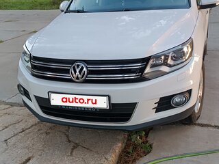 2012 Volkswagen Tiguan I Рестайлинг, белый, 1650000 рублей, вид 1
