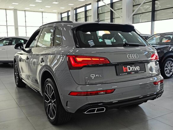 2025 Audi Q5 L 45 TFSI II (FY) Рестайлинг, серый, 5949000 рублей - вид 5