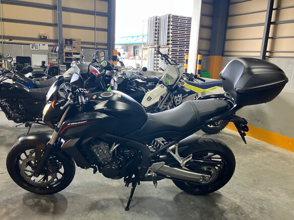 2018 Honda CB 650F, чёрный, 500000 рублей - вид 1
