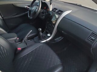 2008 Toyota Corolla X (E140, E150), серебристый, 800000 рублей, вид 3