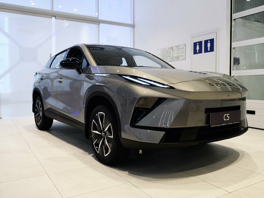 Открыть фотографии: Omoda C5 II