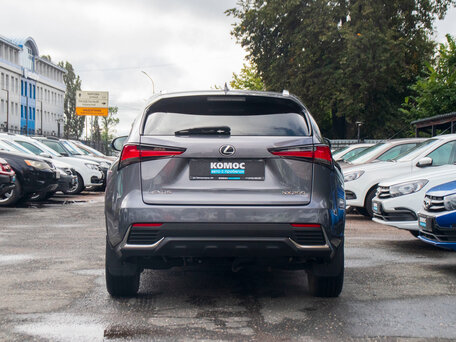 2020 Lexus NX 200 I Рестайлинг, серый, 3959000 рублей, вид 5