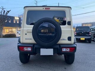 2023 Suzuki Jimny Sierra IV, бежевый, 1587000 рублей, вид 5