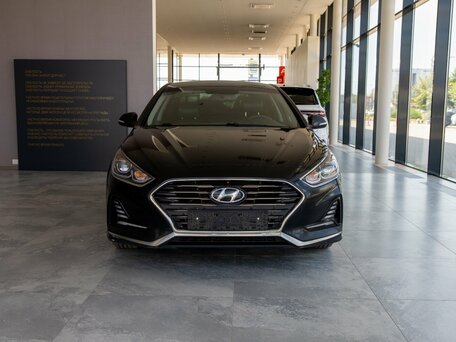 2018 Hyundai Sonata VII (LF) Рестайлинг, чёрный, 2300000 рублей, вид 2