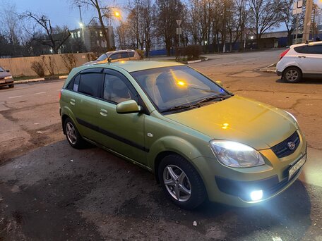 2006 Kia Rio II, зелёный, вид 2