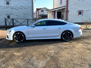 2013 Audi RS 7 I (4G), серый, 3900000 рублей, вид 2