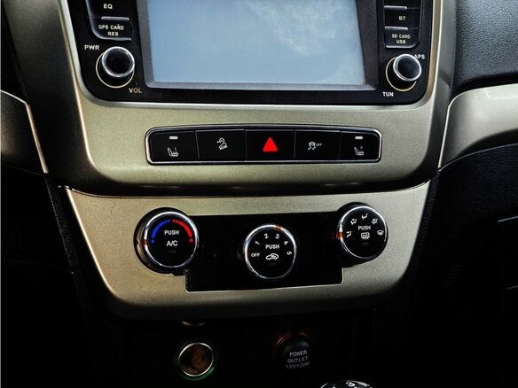 2016 Geely Emgrand X7 I Рестайлинг, белый, 585000 рублей - вид 14