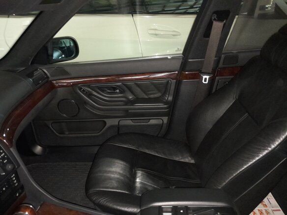 2001 BMW 7 серии 740Li III (E38) Рестайлинг, чёрный - вид 9
