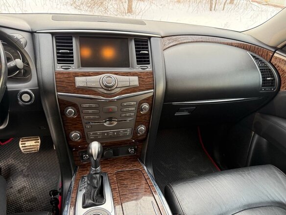 2011 Nissan Patrol VI (Y62), красный, 2000000 рублей - вид 16