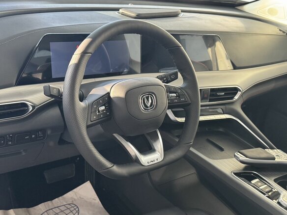 2025 Changan UNI-T I, белый, 3459900 рублей - вид 8