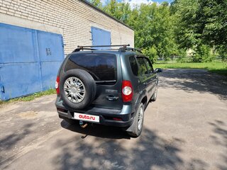 2012 Chevrolet Niva I Рестайлинг, серый, 430000 рублей, вид 4