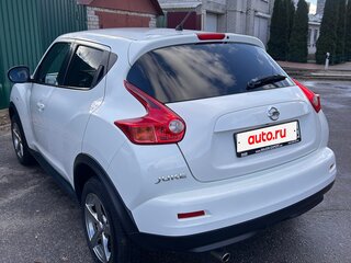 2011 Nissan Juke I, белый, 1200000 рублей, вид 2