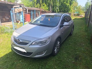 2010 Opel Astra J, серебристый, 500000 рублей, вид 1