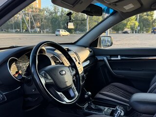 2018 Kia Sorento II Рестайлинг, белый, 2300000 рублей, вид 5
