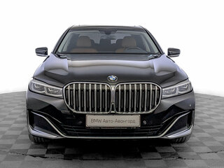 2020 BMW 7 серии Long 730Ld xDrive VI (G11/G12) Рестайлинг, чёрный, 4500000 рублей, вид 2