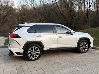 2021 Toyota RAV4 V (XA50), белый, 3700000 рублей, вид 4