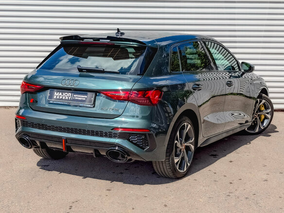 2022 Audi A3 Sportback 35 TFSI IV (8Y), зелёный, 2965000 рублей - вид 4