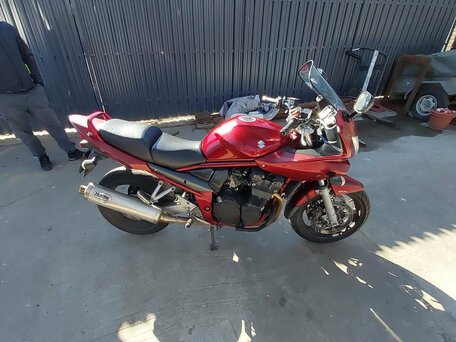 2006 Suzuki Bandit 1200, красный, 300000 рублей, вид 3