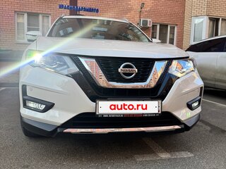 2018 Nissan X-Trail III Рестайлинг, белый, 2230000 рублей, вид 3
