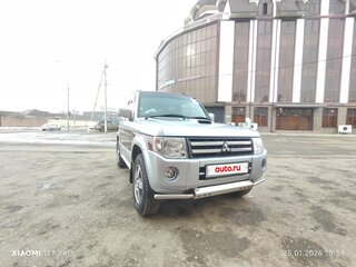2010 Mitsubishi Pajero Mini II, серебристый, 1200000 рублей, вид 2
