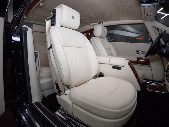 2008 Rolls-Royce Phantom VII, чёрный, 27550000 рублей - вид 13