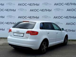 2011 Audi A3 II (8P) Рестайлинг 2, белый, 630000 рублей, вид 4