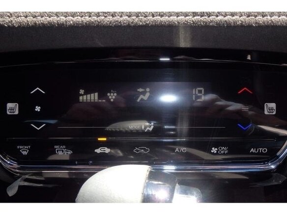 2020 Honda Vezel I Рестайлинг, чёрный, 1620000 рублей - вид 13