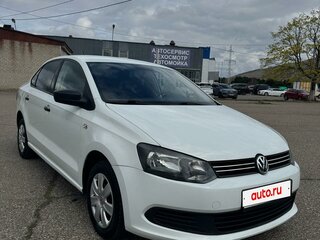 2014 Volkswagen Polo V, белый, 850000 рублей, вид 2