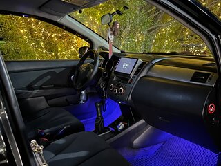 2010 Nissan Tiida I Рестайлинг, чёрный, 900000 рублей, вид 4