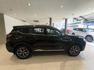 2025 Chery Tiggo 7L I, чёрный, 2940000 рублей, вид 5
